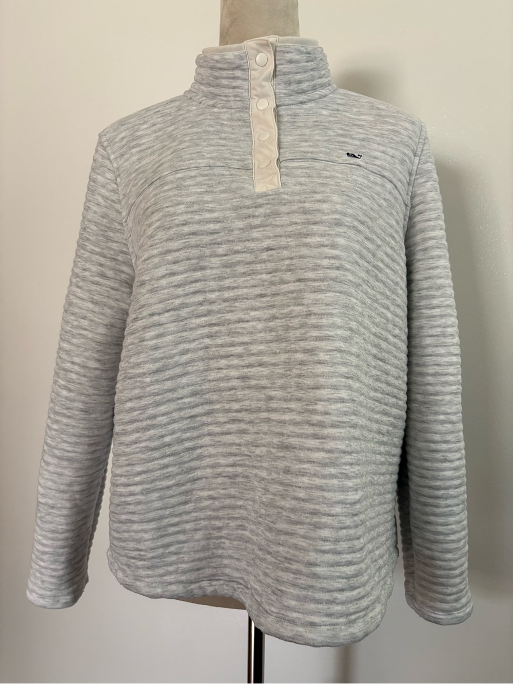 Vineyard Vines Light Gray Quilted Mock Neck Pullover 1/4 Snap Sweater Large